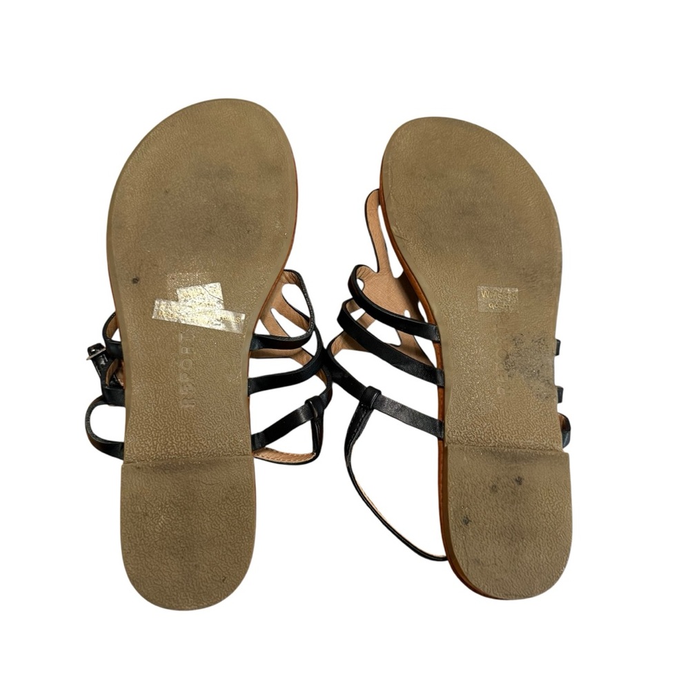 Report Women’s Black Strappy Women’s Sandals with Tan Footbed - Picture 6 of 6
